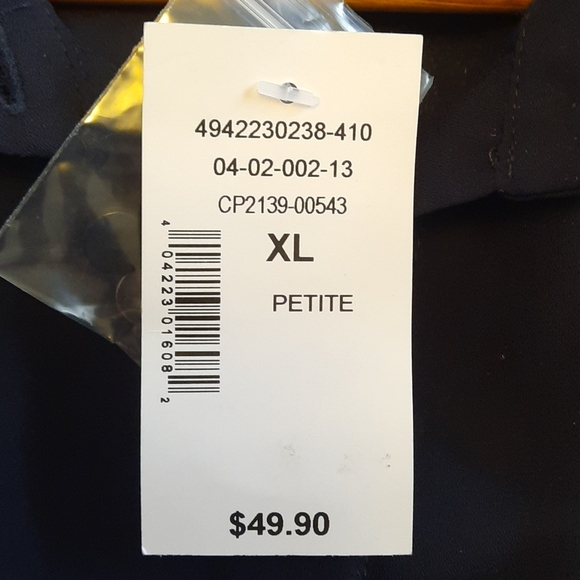 Cleo Petite brand new women's blouse. - Picture 8 of 11